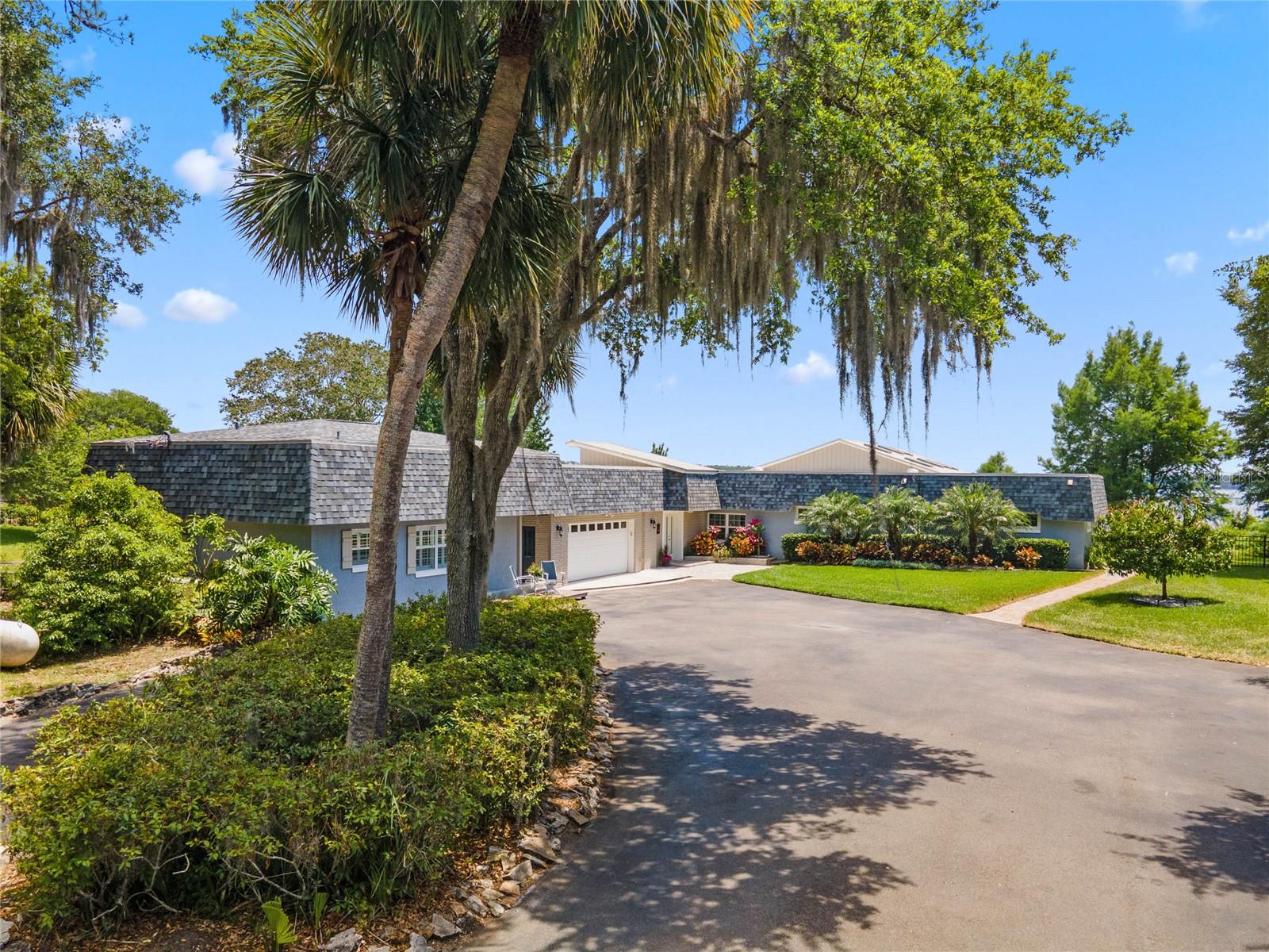 LAKE MARY JANE SHORES - Residential