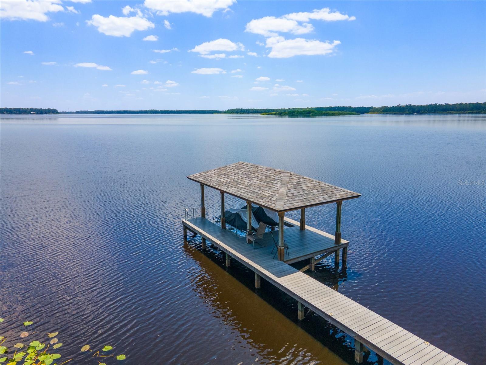 LAKE MARY JANE SHORES - Residential