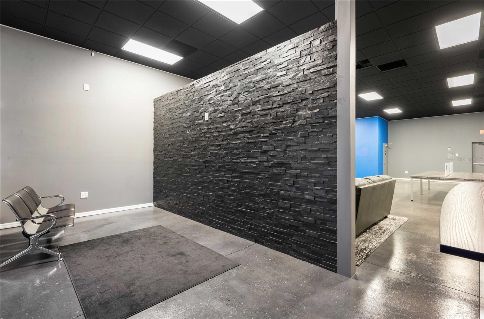 ZEPHYRHILLS COLONY CO LAN - Commercial Lease