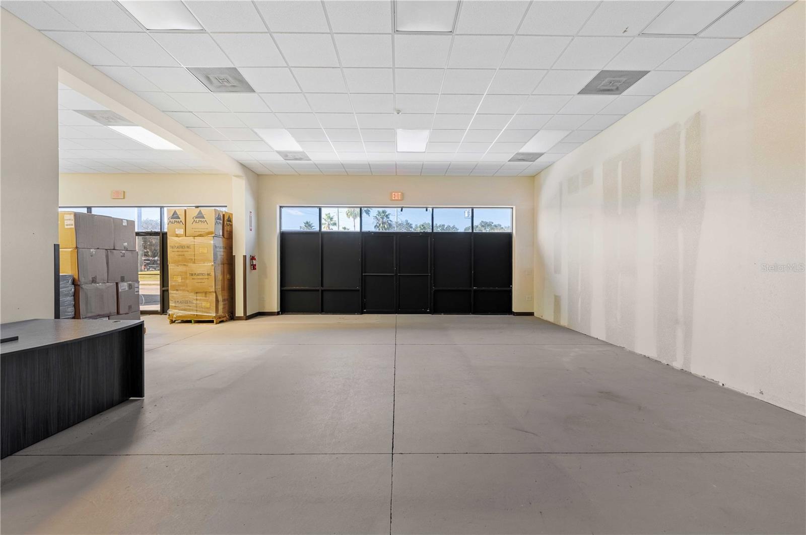 ZEPHYRHILLS COLONY CO LAN - Commercial Lease