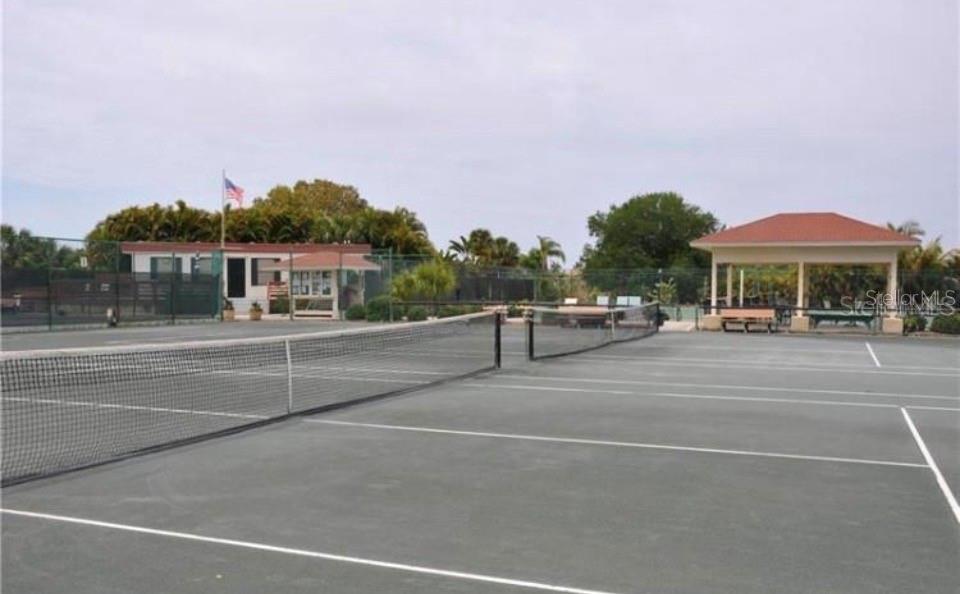 PUNTA GORDA ISLES SEC 15 - Land