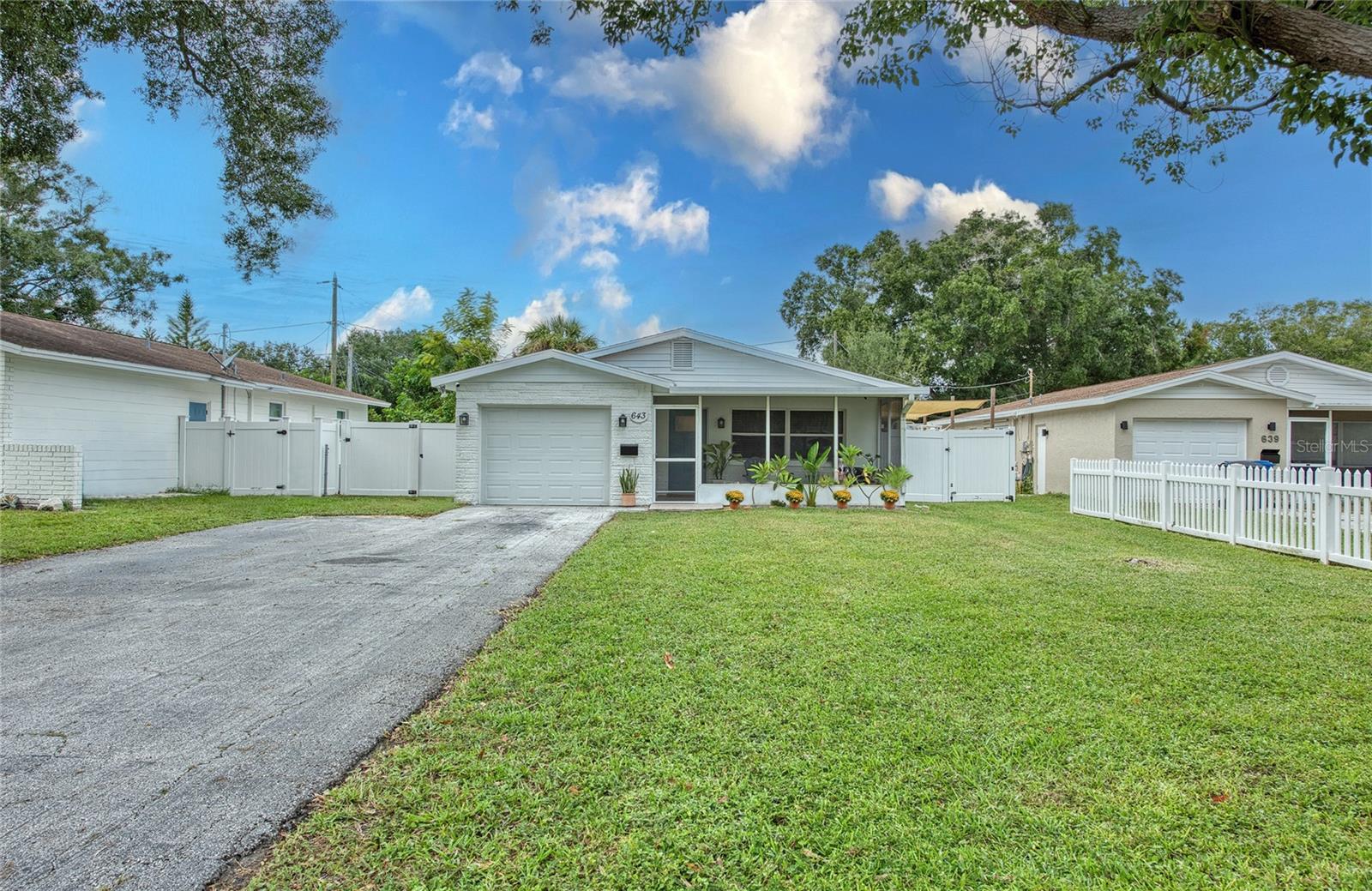 643 SOUTHWEST BOULEVARD N