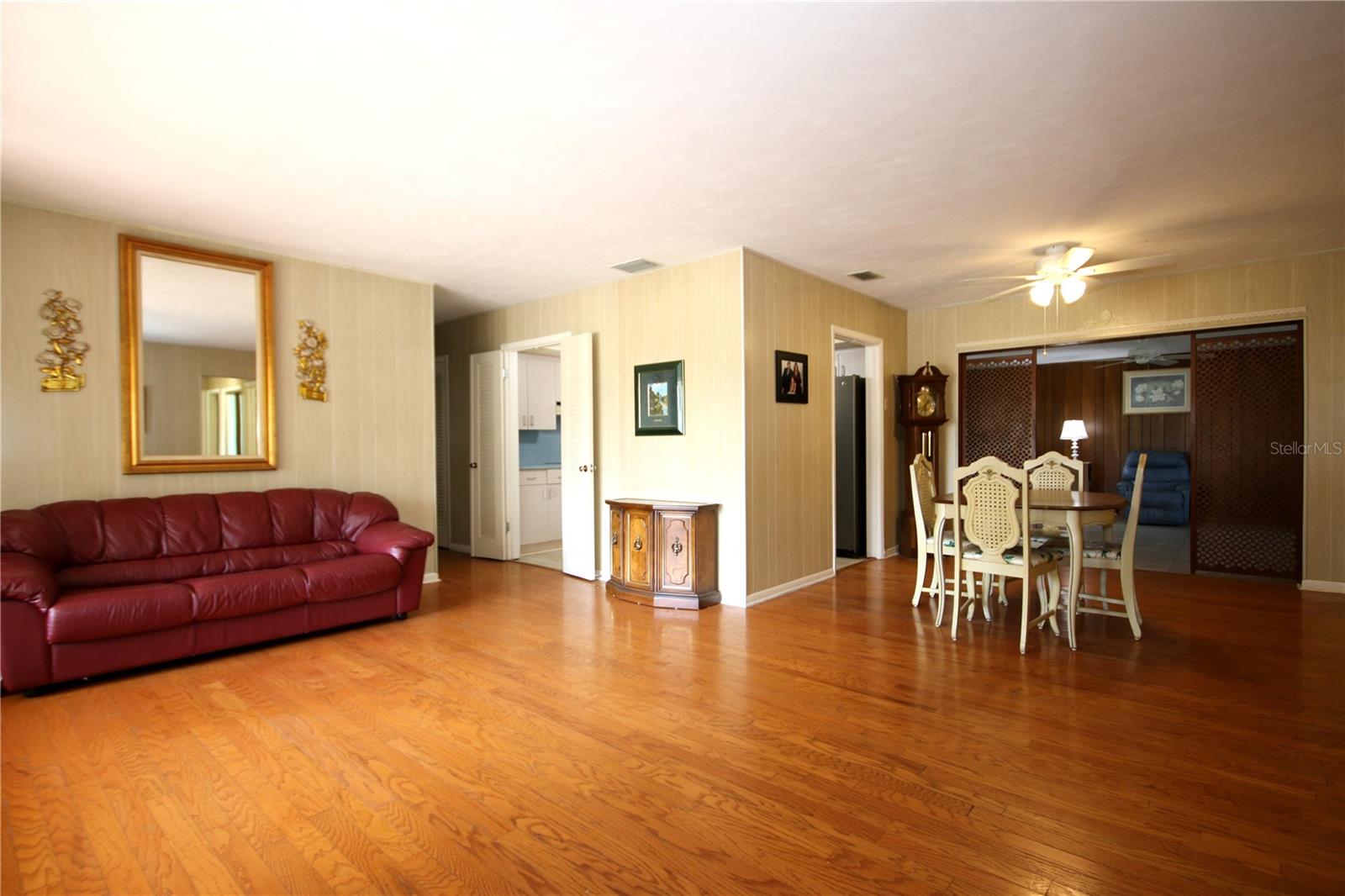 1444 EASTFIELD DRIVE