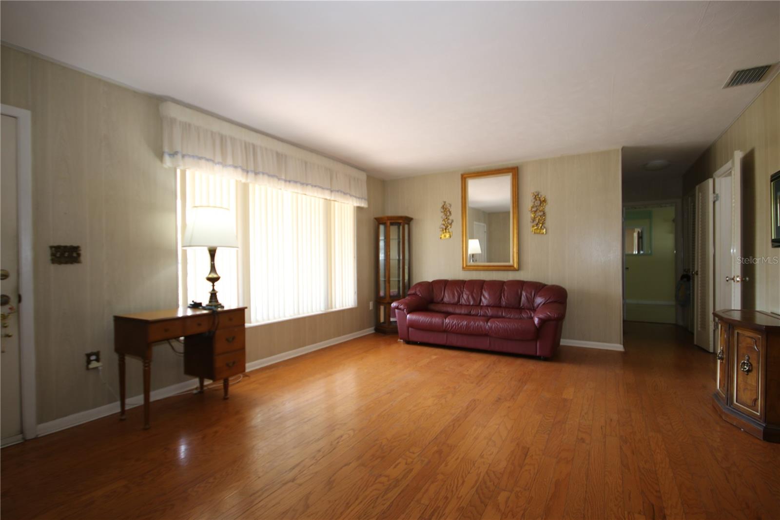 1444 EASTFIELD DRIVE
