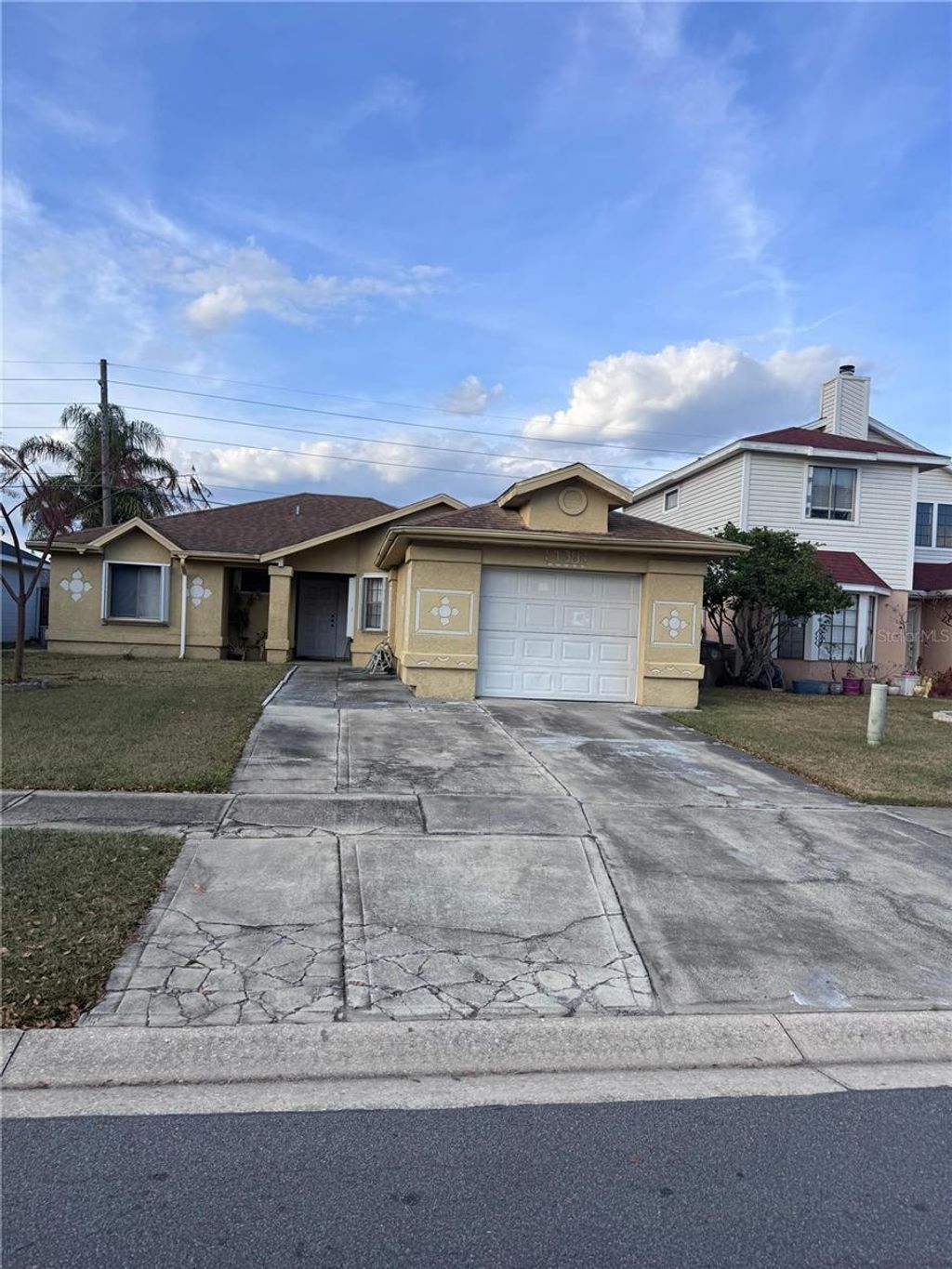 Photo of 138 Pinewood Circle, Kissimmee, FL 34743 (MLS # S5145723)