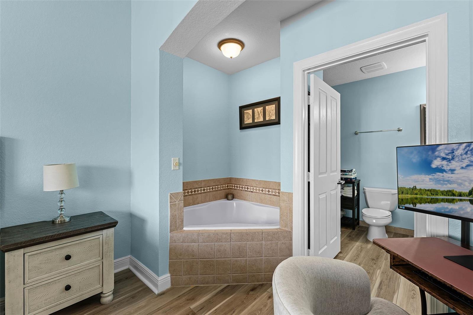 SEVEN EAGLES A CONDO - Residential