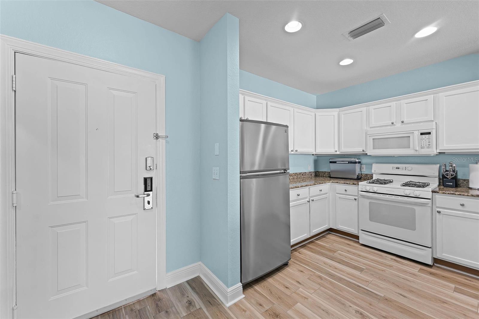 SEVEN EAGLES A CONDO - Residential