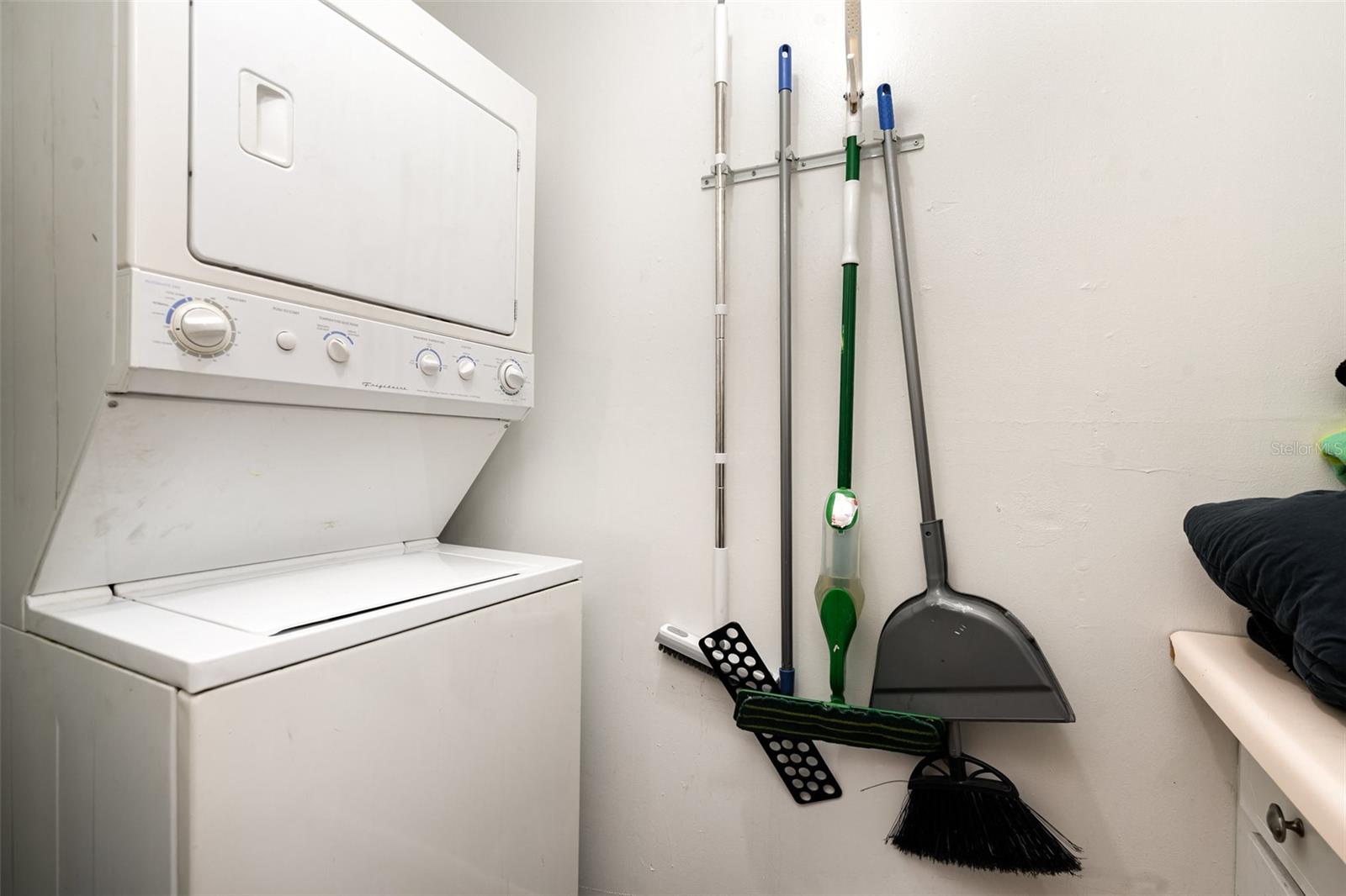 PORT MALABAR UNIT 1, REPLAT OF PT OF - Residential