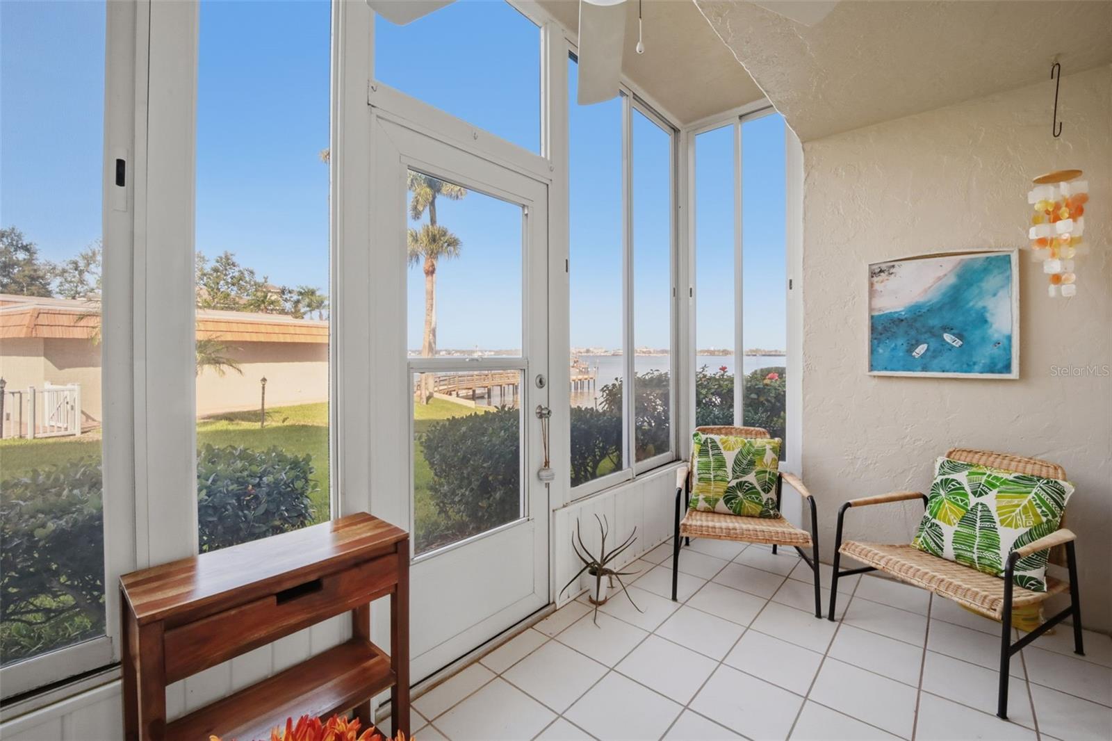 RIVER OAKS APTS SEC A - Residential