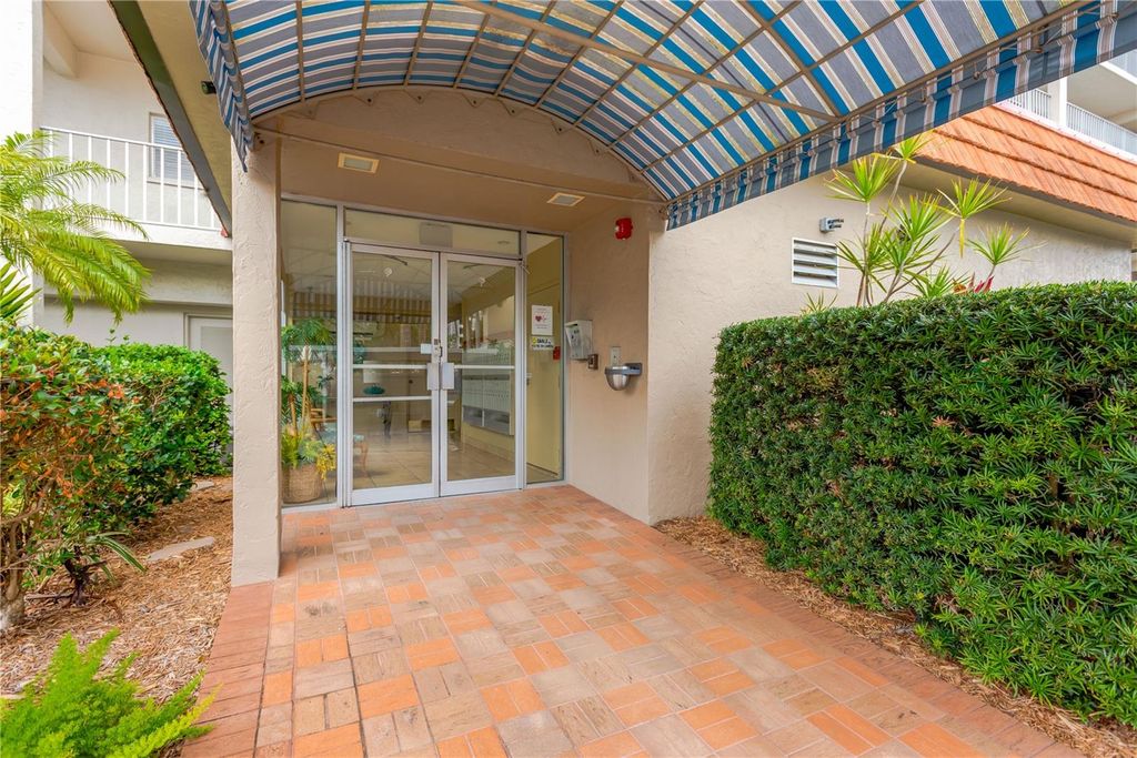 Photo of 1600 1st Avenue W #102A, Bradenton, FL 34205 (MLS # A4672599)