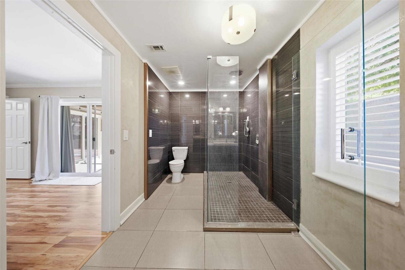 GRANADA VILLAS PH 04 - Residential