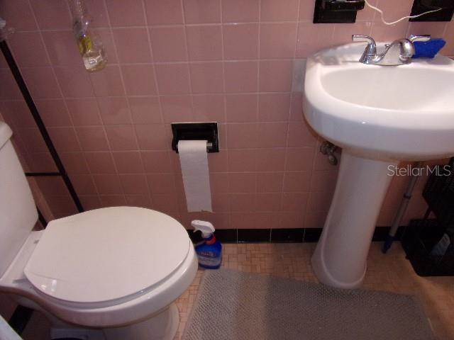 SOUTHWOOD MANOR - Residential Lease