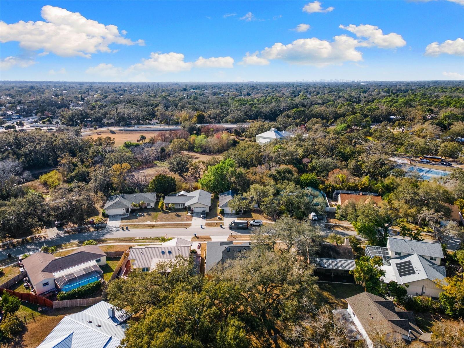 COLONIAL OAKS - Residential