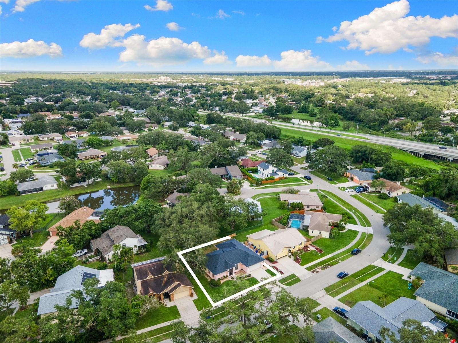 COLONIAL OAKS - Residential