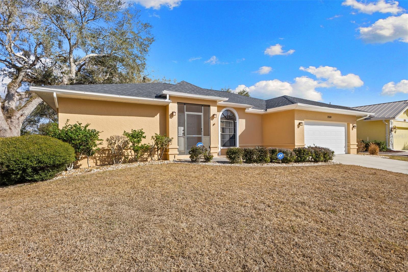 COLONIAL OAKS - Residential