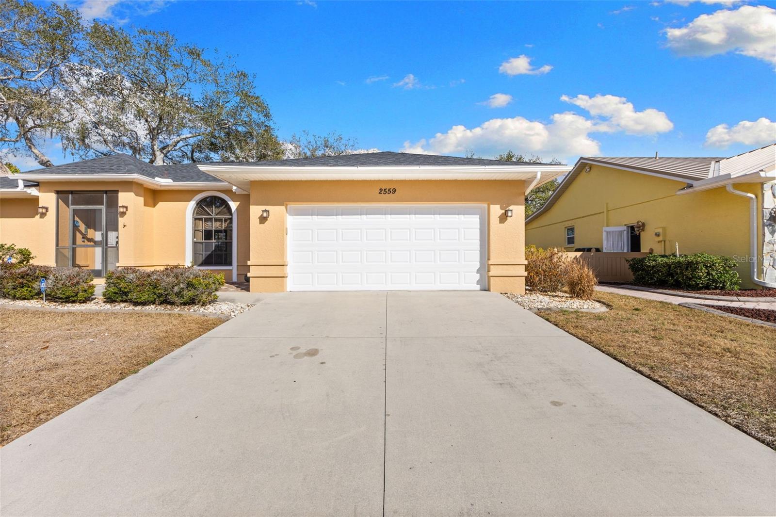 COLONIAL OAKS - Residential