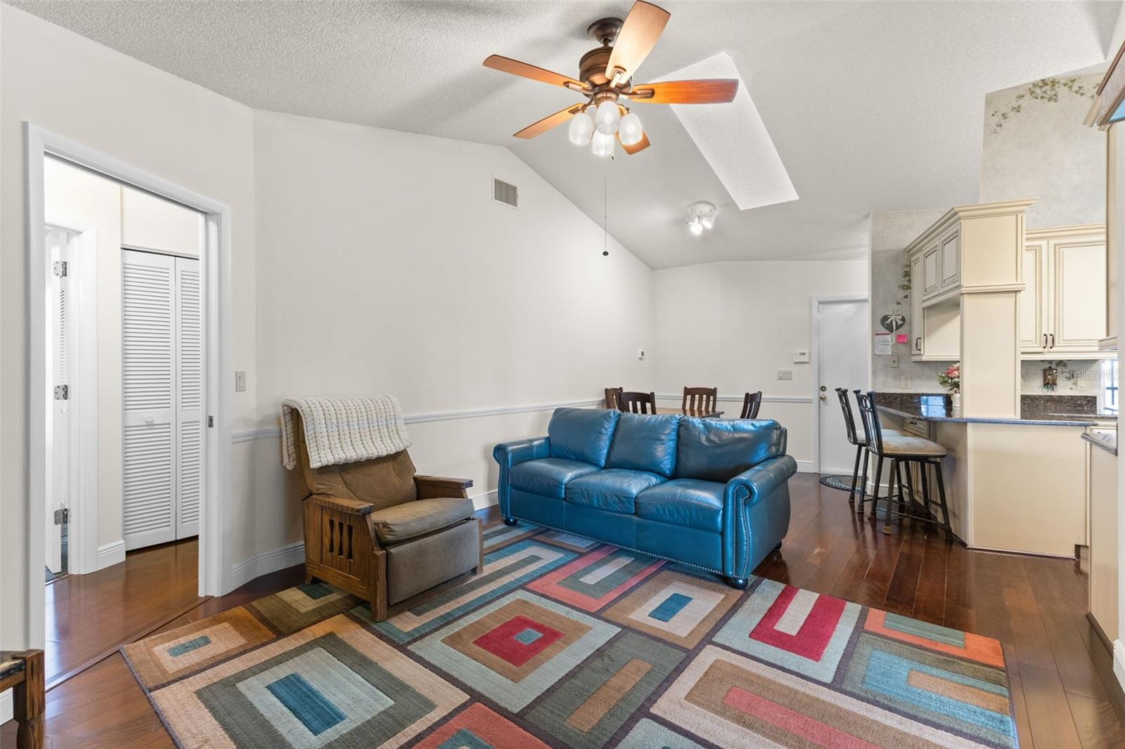 COLONIAL OAKS - Residential