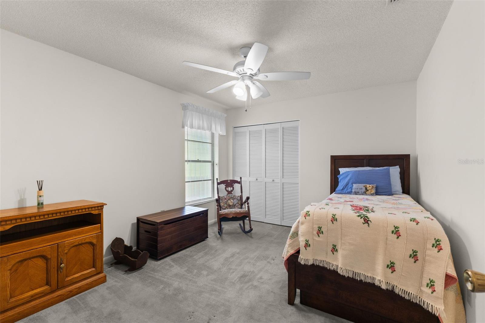 COLONIAL OAKS - Residential