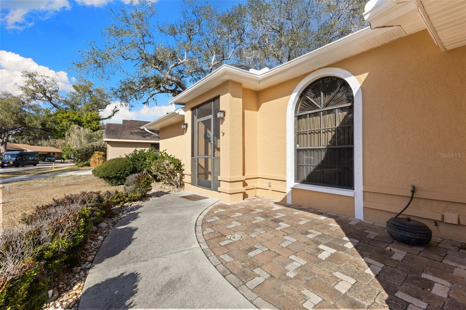 COLONIAL OAKS - Residential