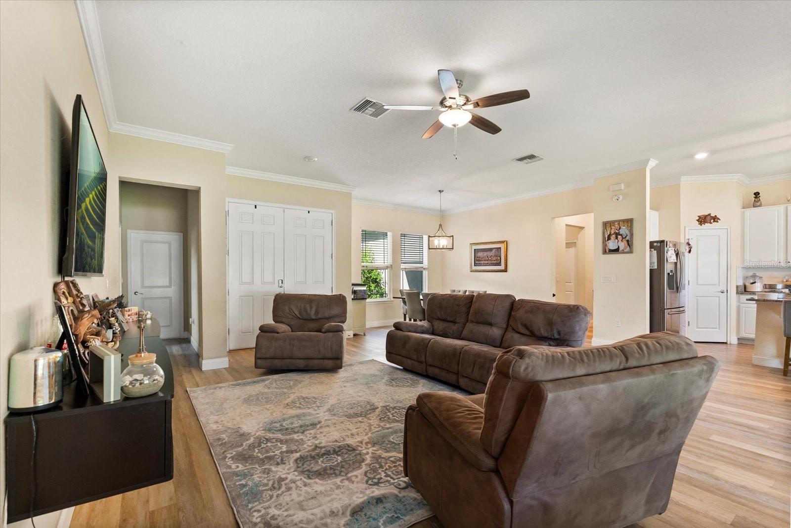ST JOHNS RIVER ESTATES UNIT 01 - Residential