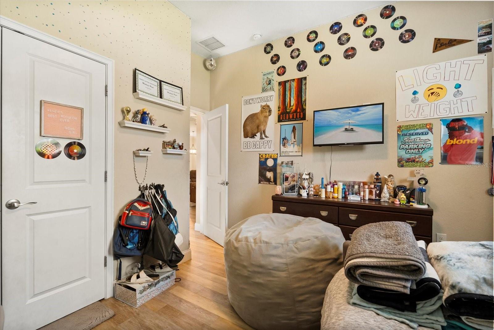 ST JOHNS RIVER ESTATES UNIT 01 - Residential