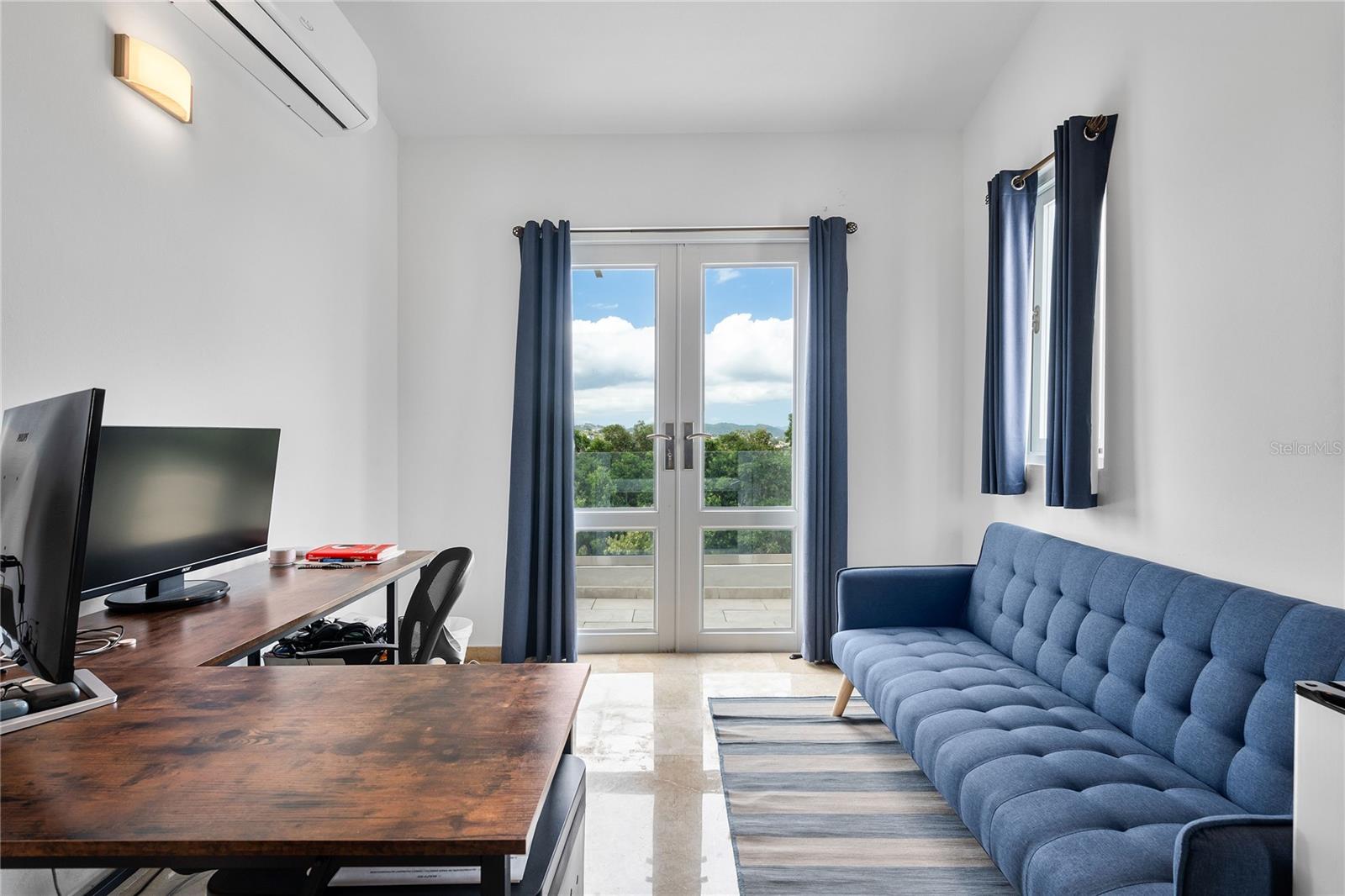 SHELL CASTLE CLUB - Residential