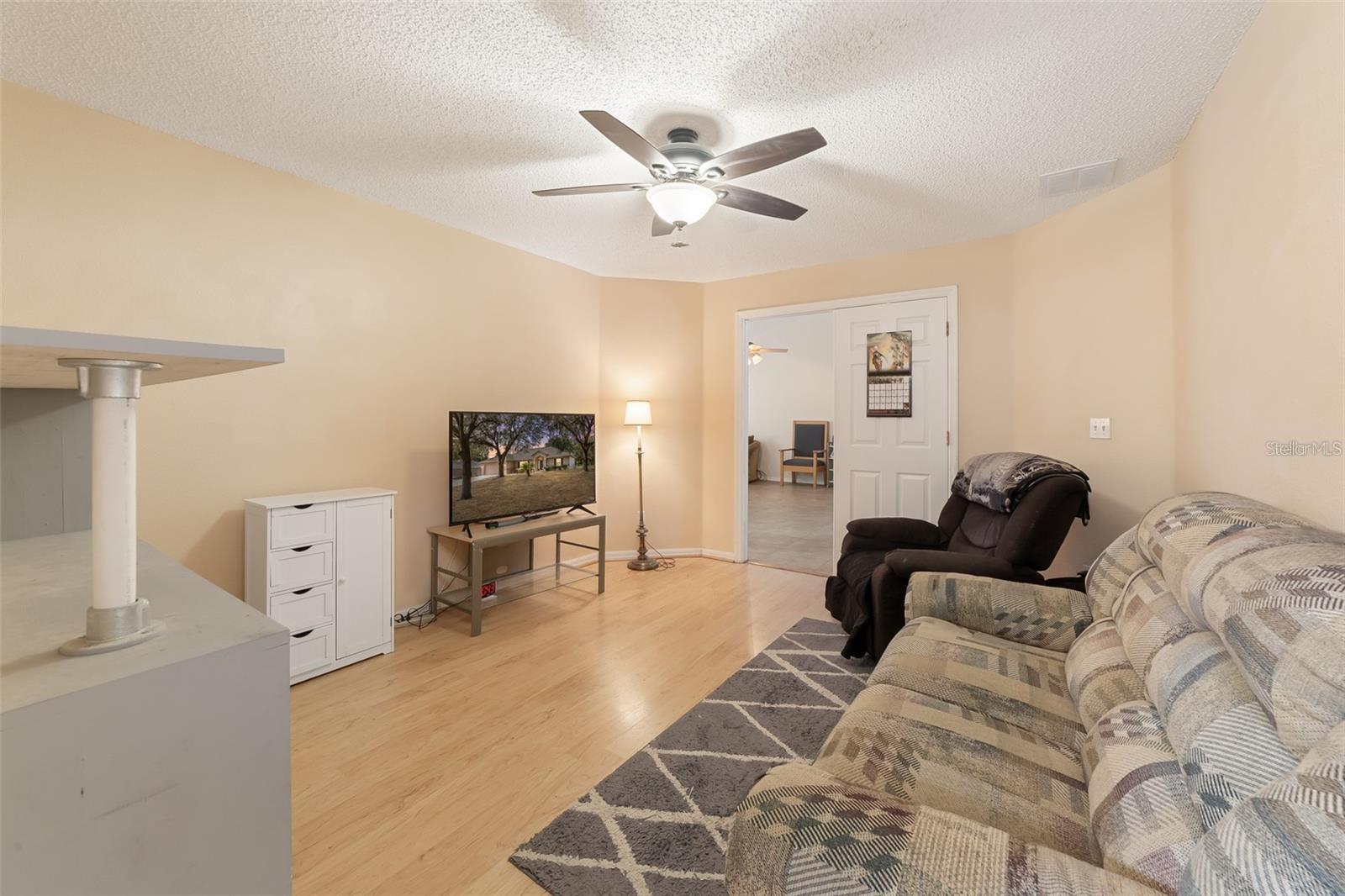 LEESBURG VILLAGE AT LAKE POINT LT 66 PH 05 - Residential