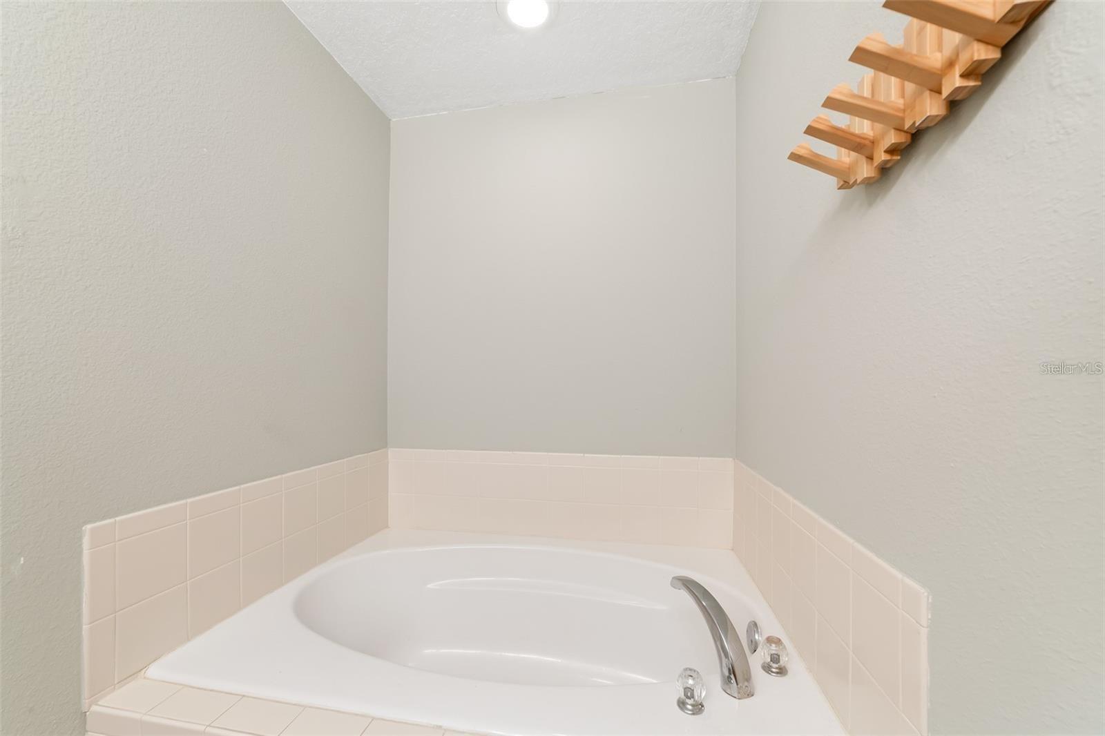 LEESBURG VILLAGE AT LAKE POINT LT 66 PH 05 - Residential