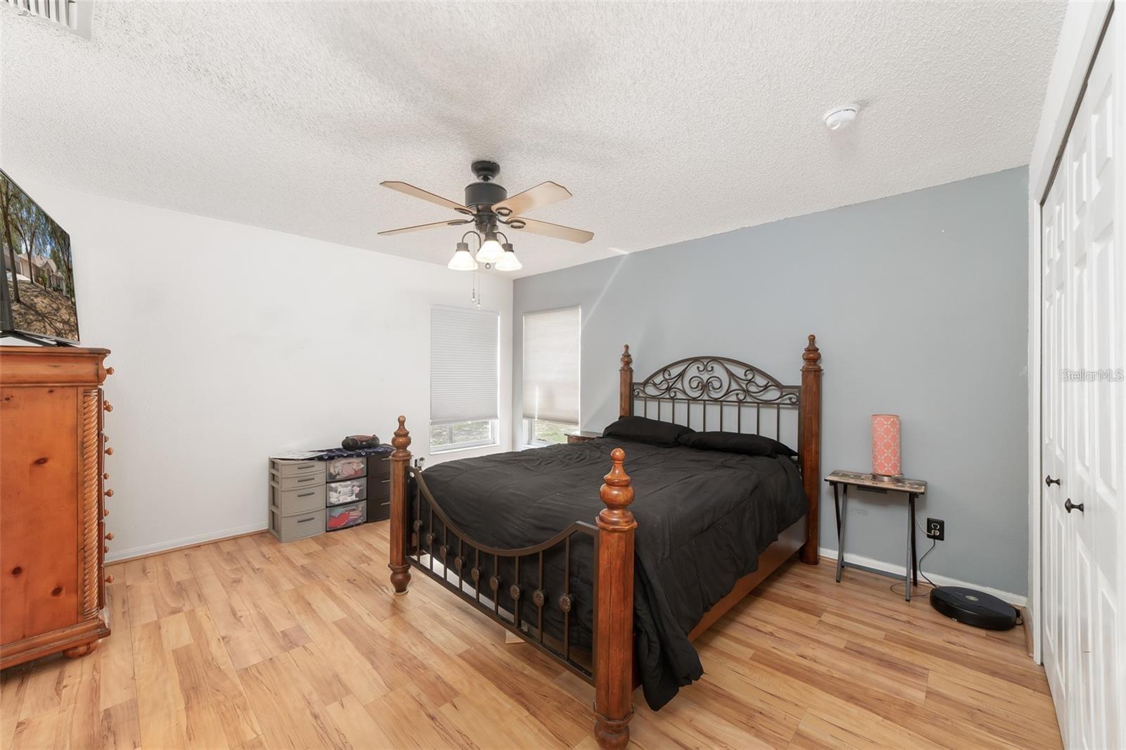 LEESBURG VILLAGE AT LAKE POINT LT 66 PH 05 - Residential