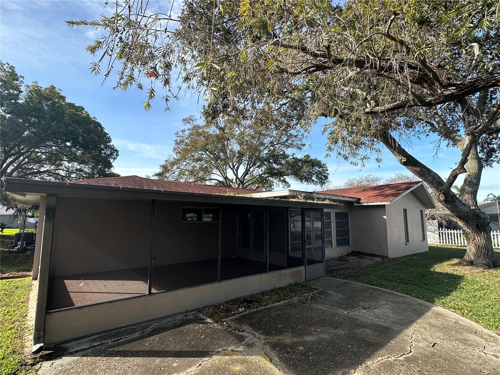 PATTY ANN ACRES - Residential Lease