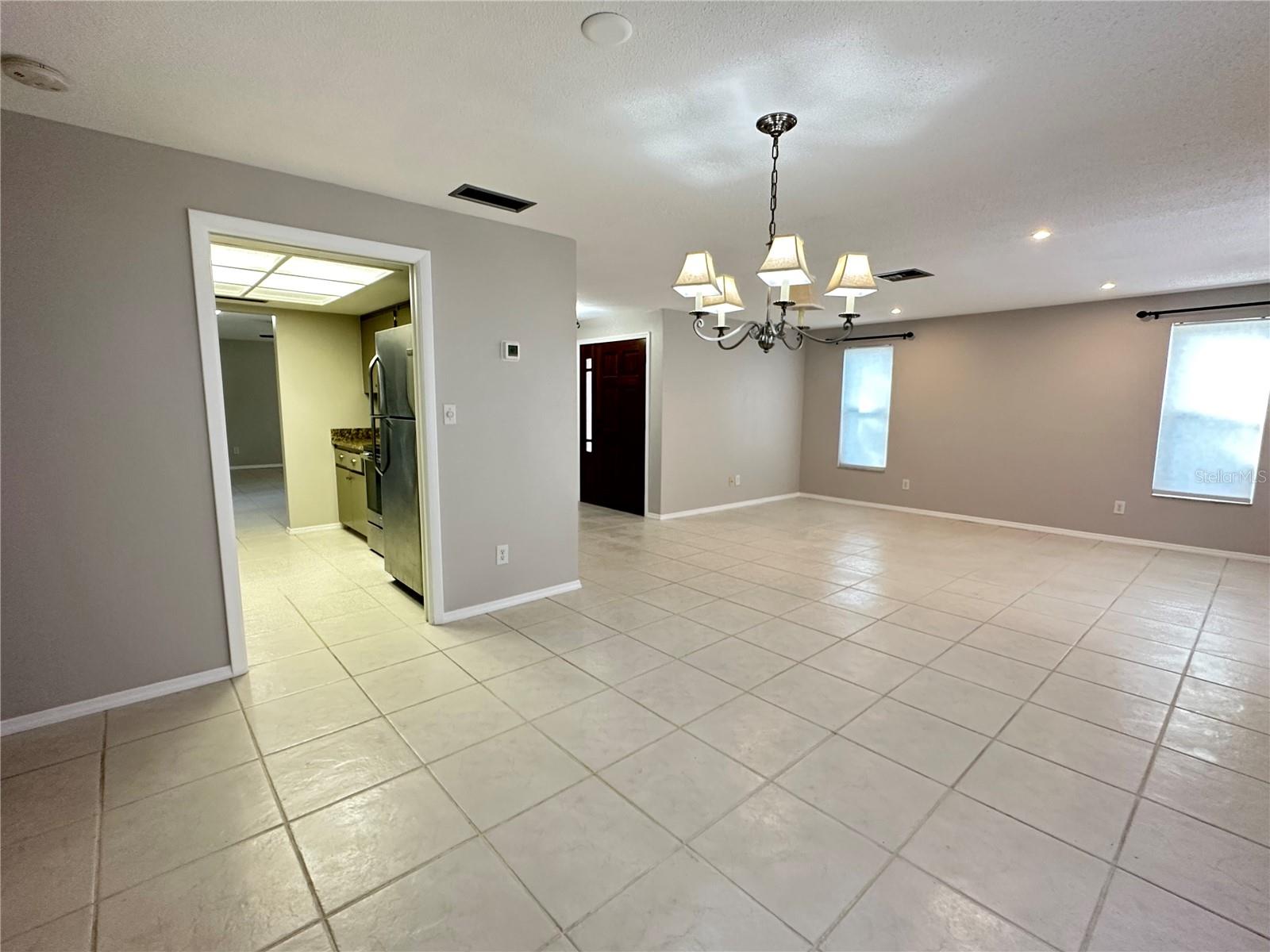 PATTY ANN ACRES - Residential Lease