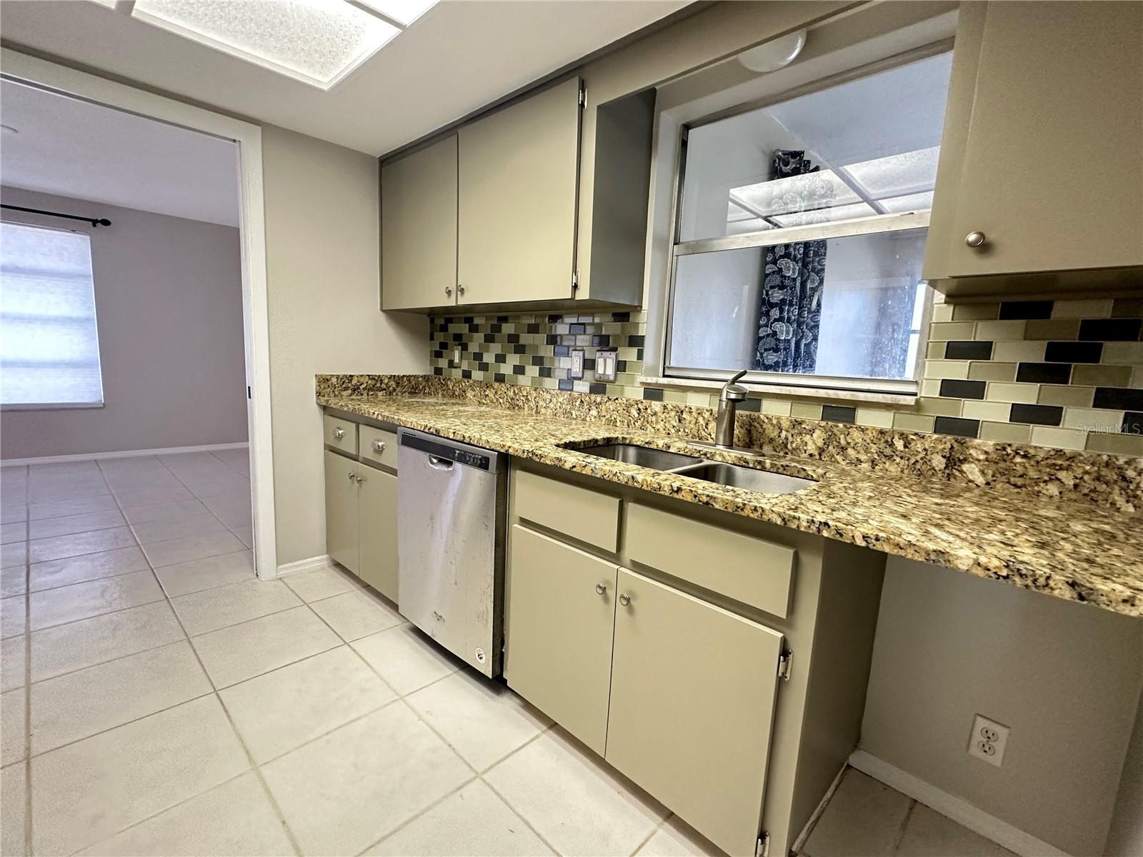 PATTY ANN ACRES - Residential Lease