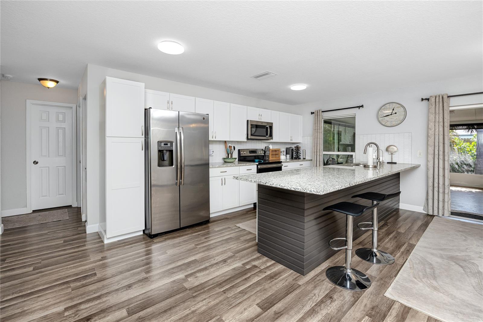MONTCLAIR LAKE ESTATES - Residential