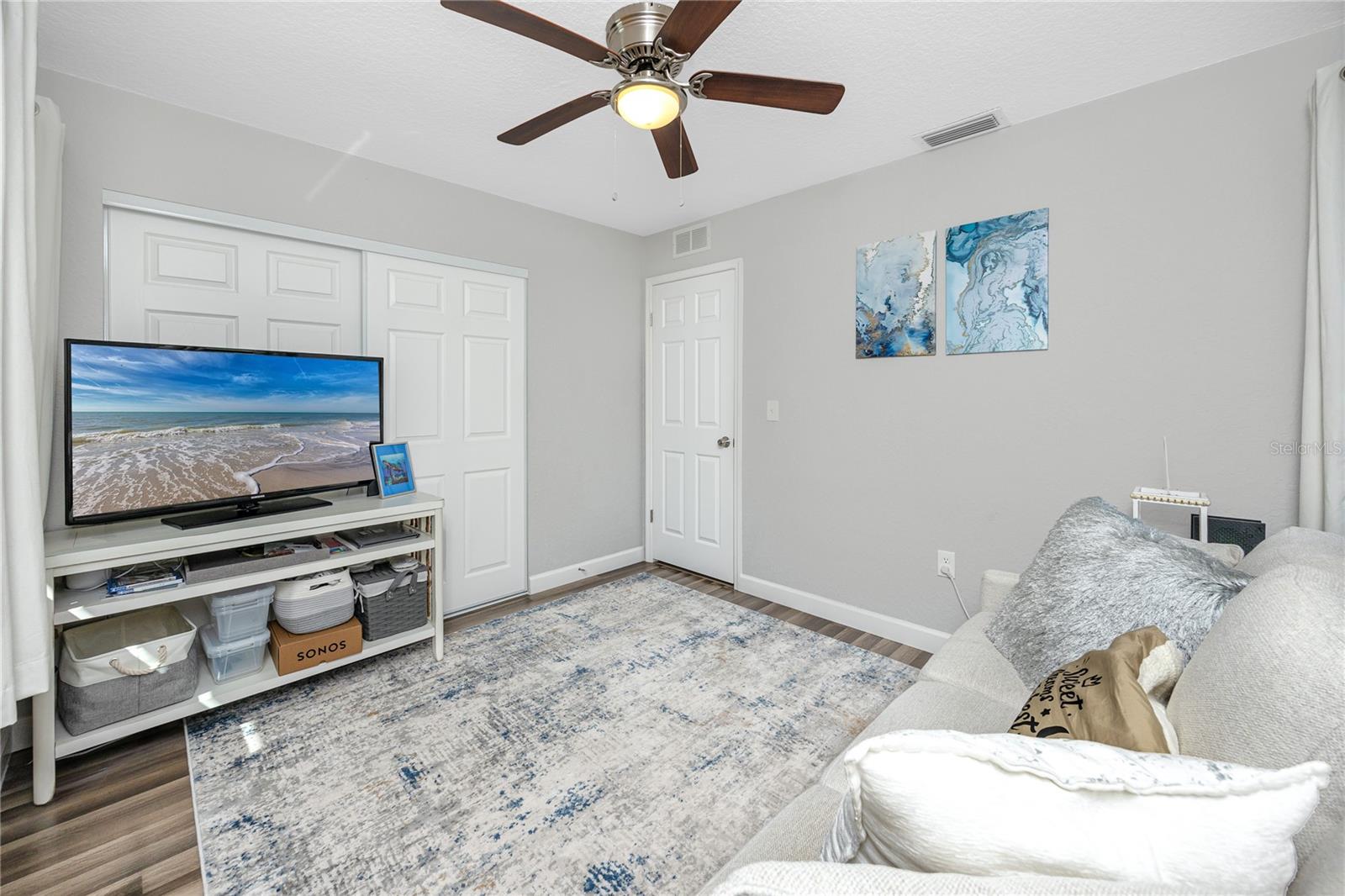 MONTCLAIR LAKE ESTATES - Residential