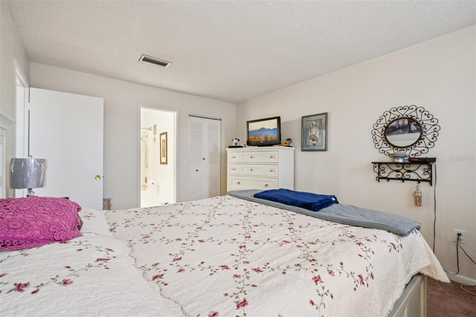 FIVE TOWNS OF ST PETE - Residential