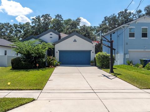 Photo of 2516 W Curtis Street, Tampa, FL 33614 (MLS # W7878641)