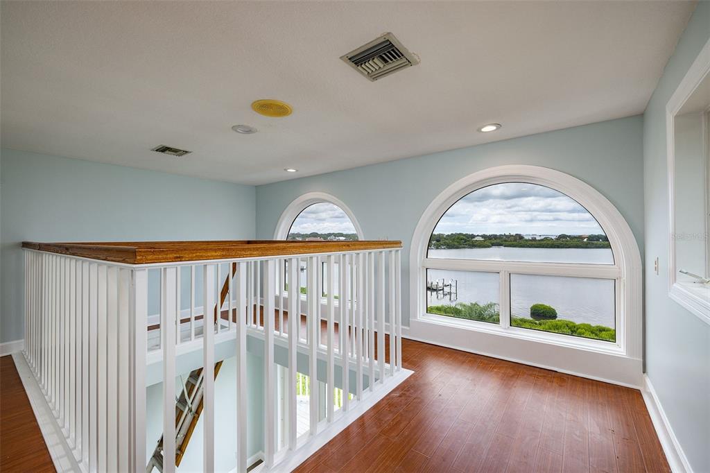 WALL SPGS - Residential