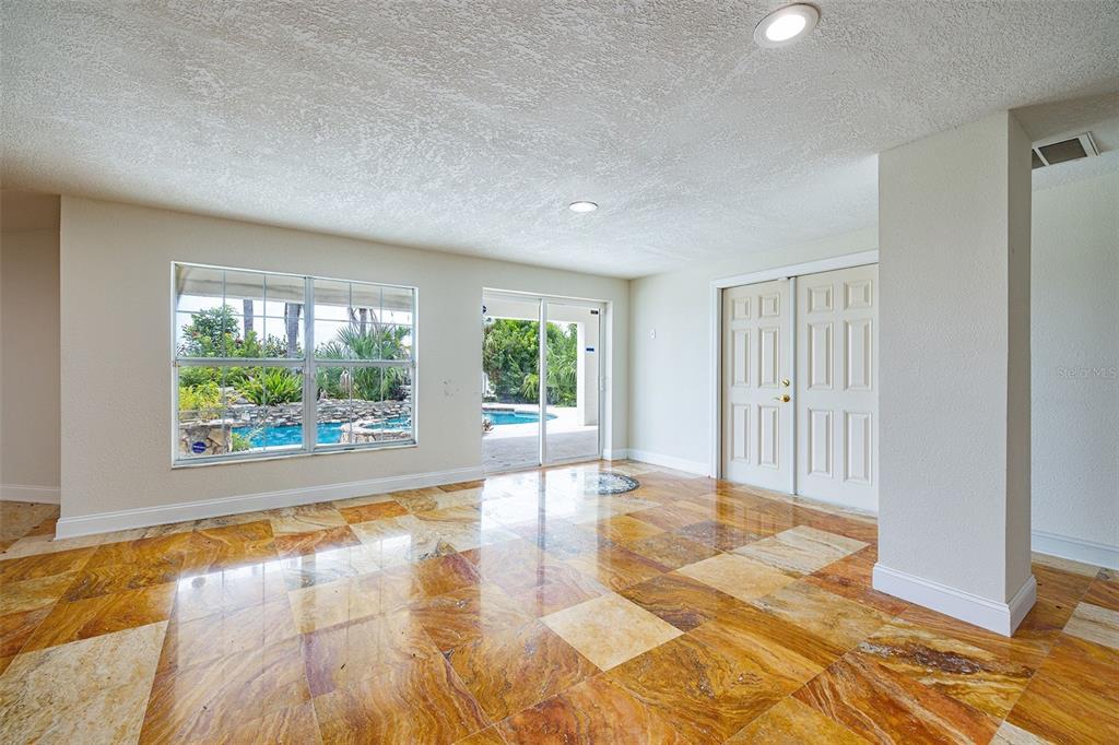 WALL SPGS - Residential