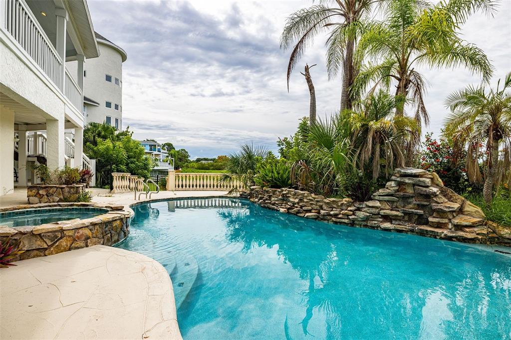 WALL SPGS - Residential