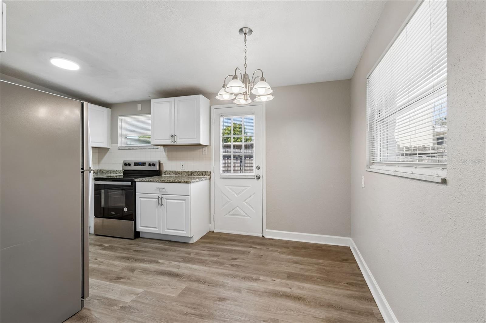 CRESTRIDGE 5TH ADD - Residential