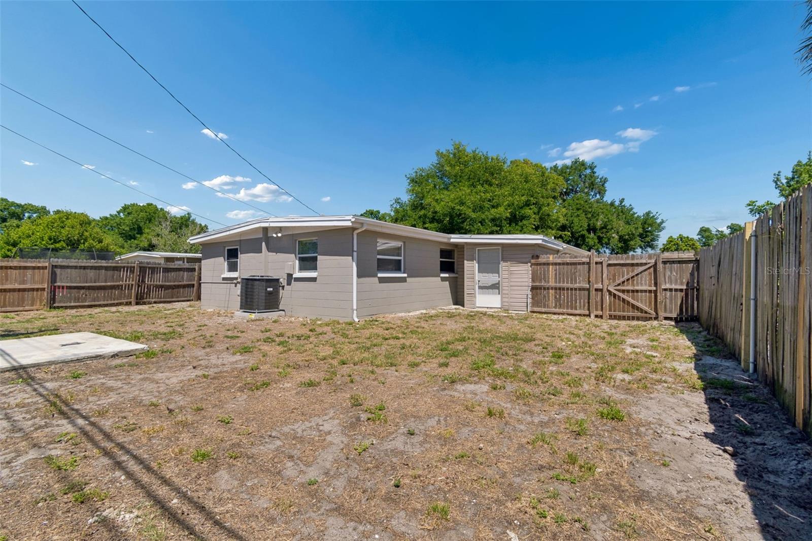 CRESTRIDGE 5TH ADD - Residential