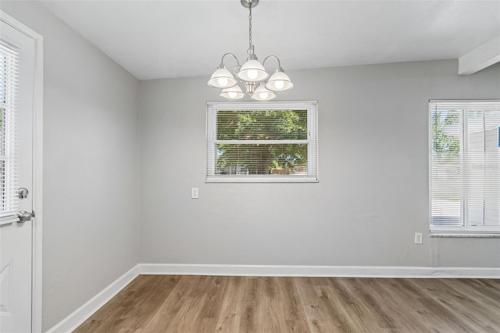 CRESTRIDGE 5TH ADD - Residential