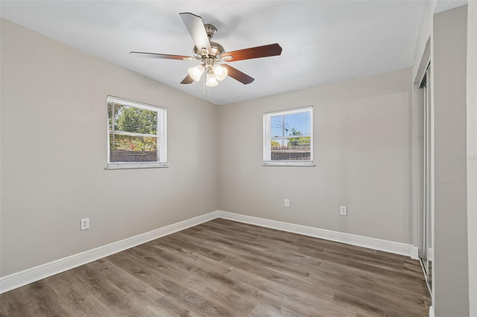 CRESTRIDGE 5TH ADD - Residential