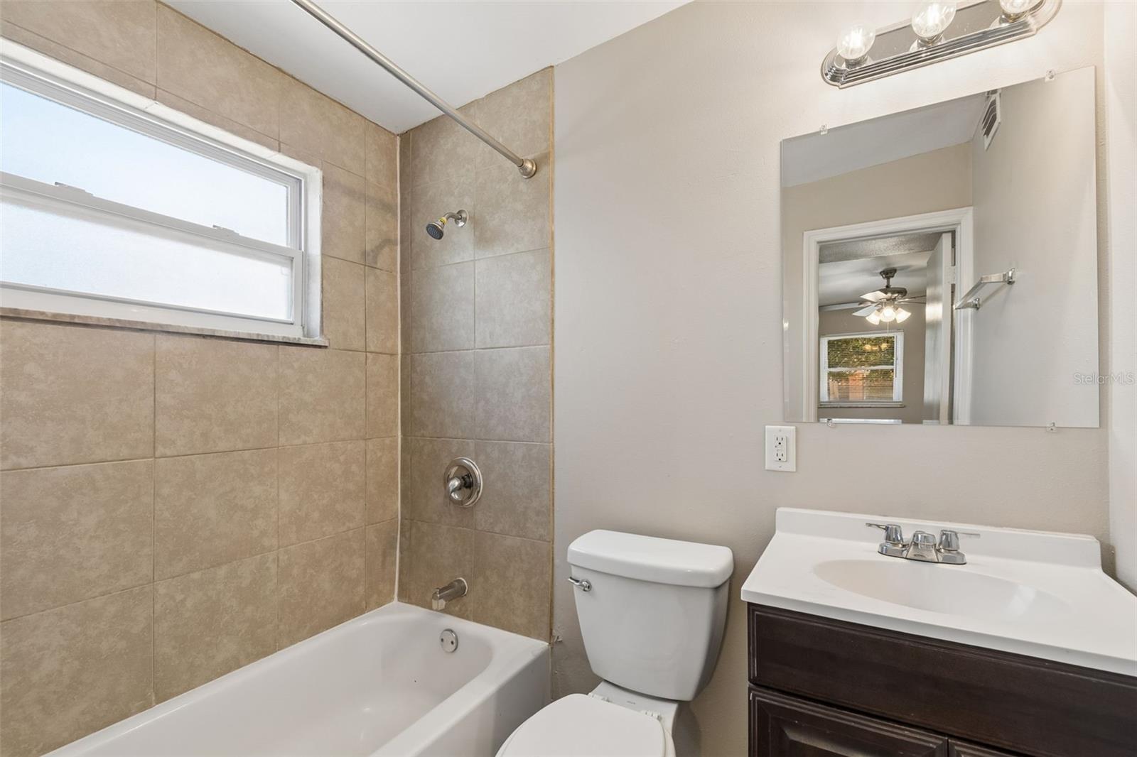 CRESTRIDGE 5TH ADD - Residential