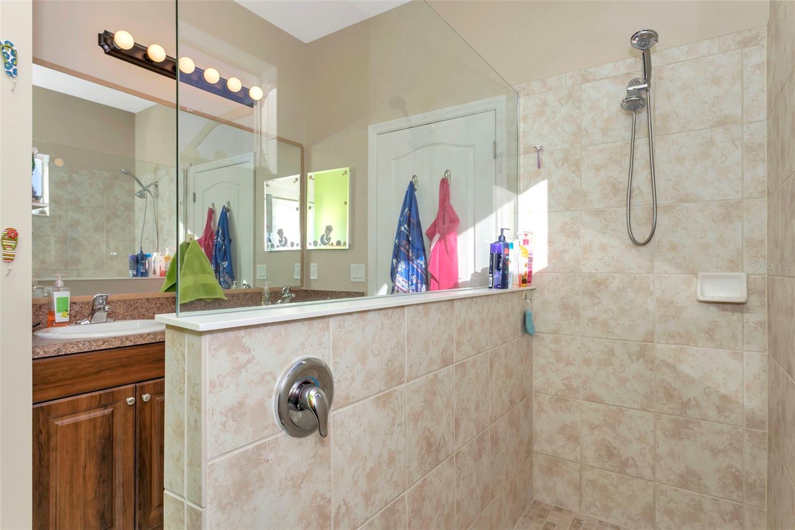 CENTRAL PARK PH B-1 - Residential