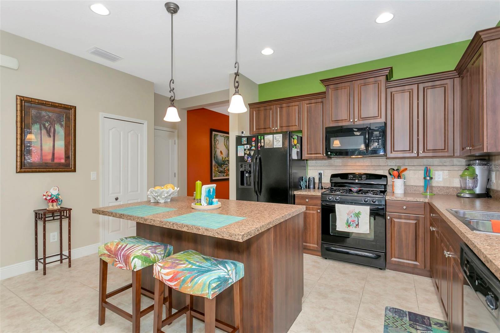 11742 FOREST PARK CIRCLE