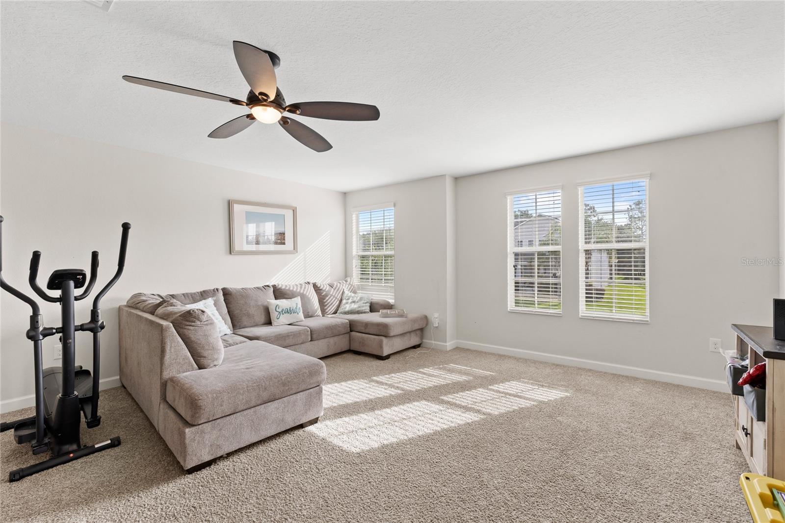 STONEYBROOK HILLS UN #2 - Residential