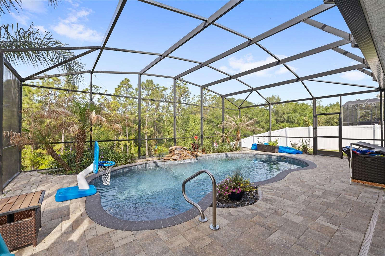 STONEYBROOK HILLS UN #2 - Residential