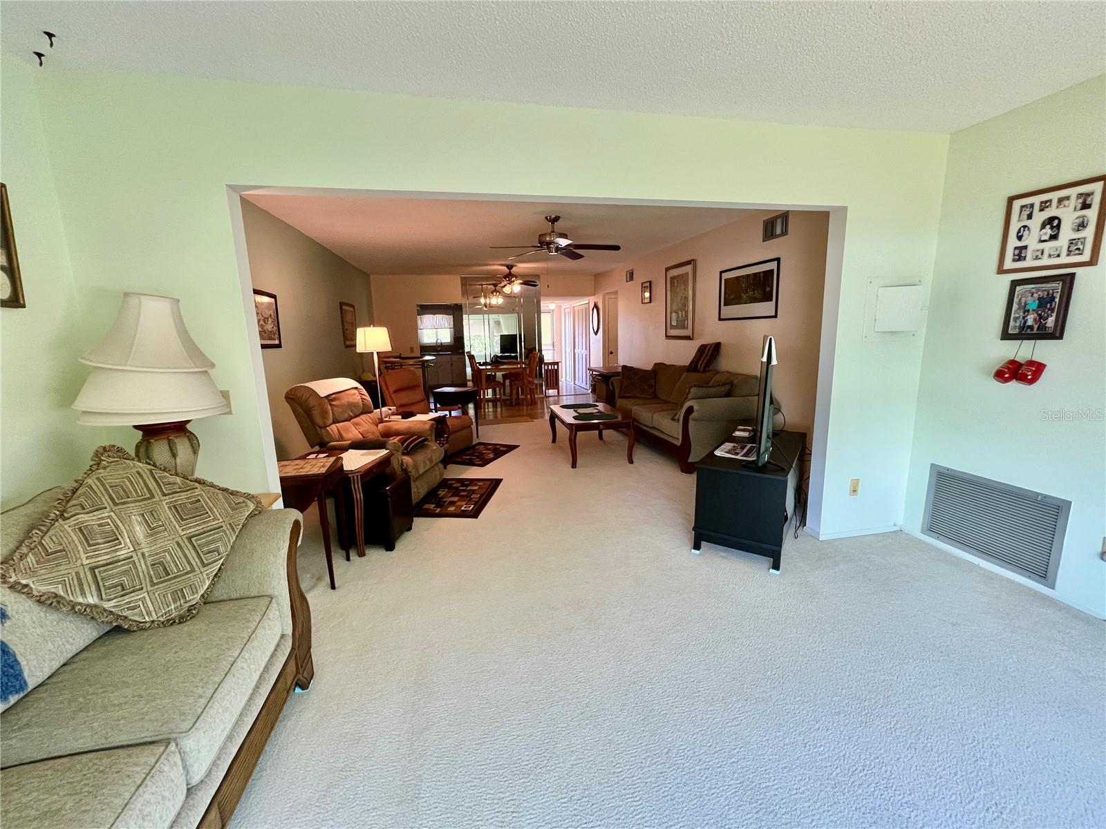 ON TOP OF THE WORLD - Residential