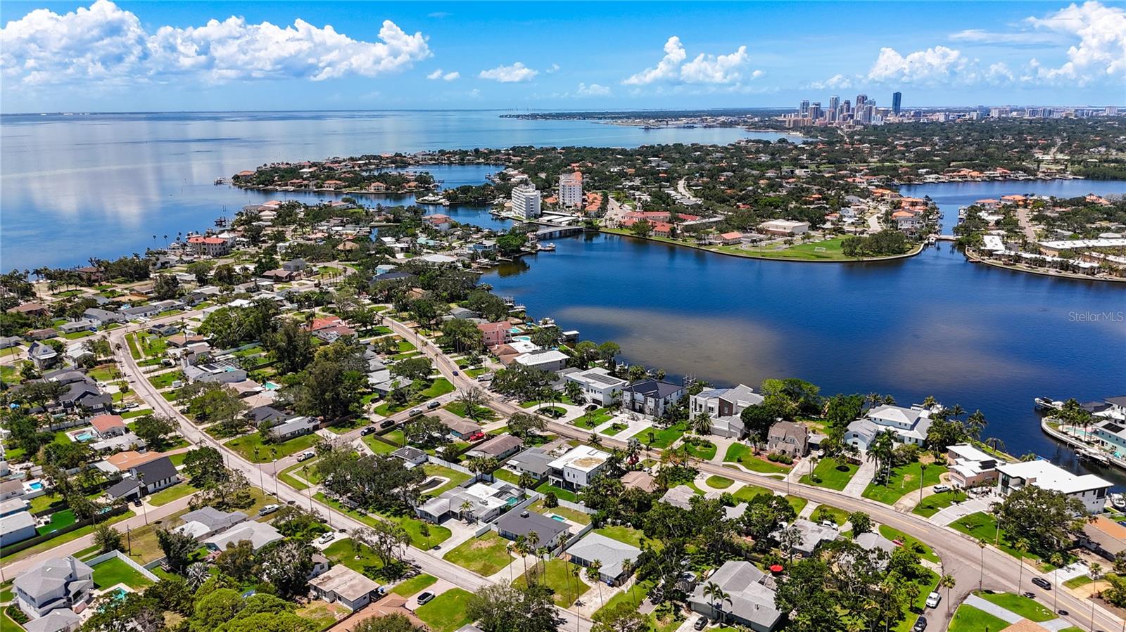 SHORE ACRES OVERLOOK SEC - Residential Lease